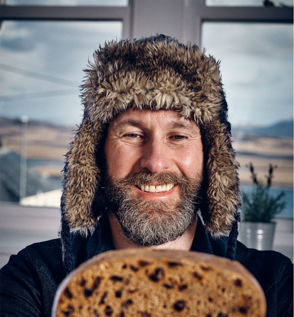 The Hebridean Baker back with Black & White Bonnier Books